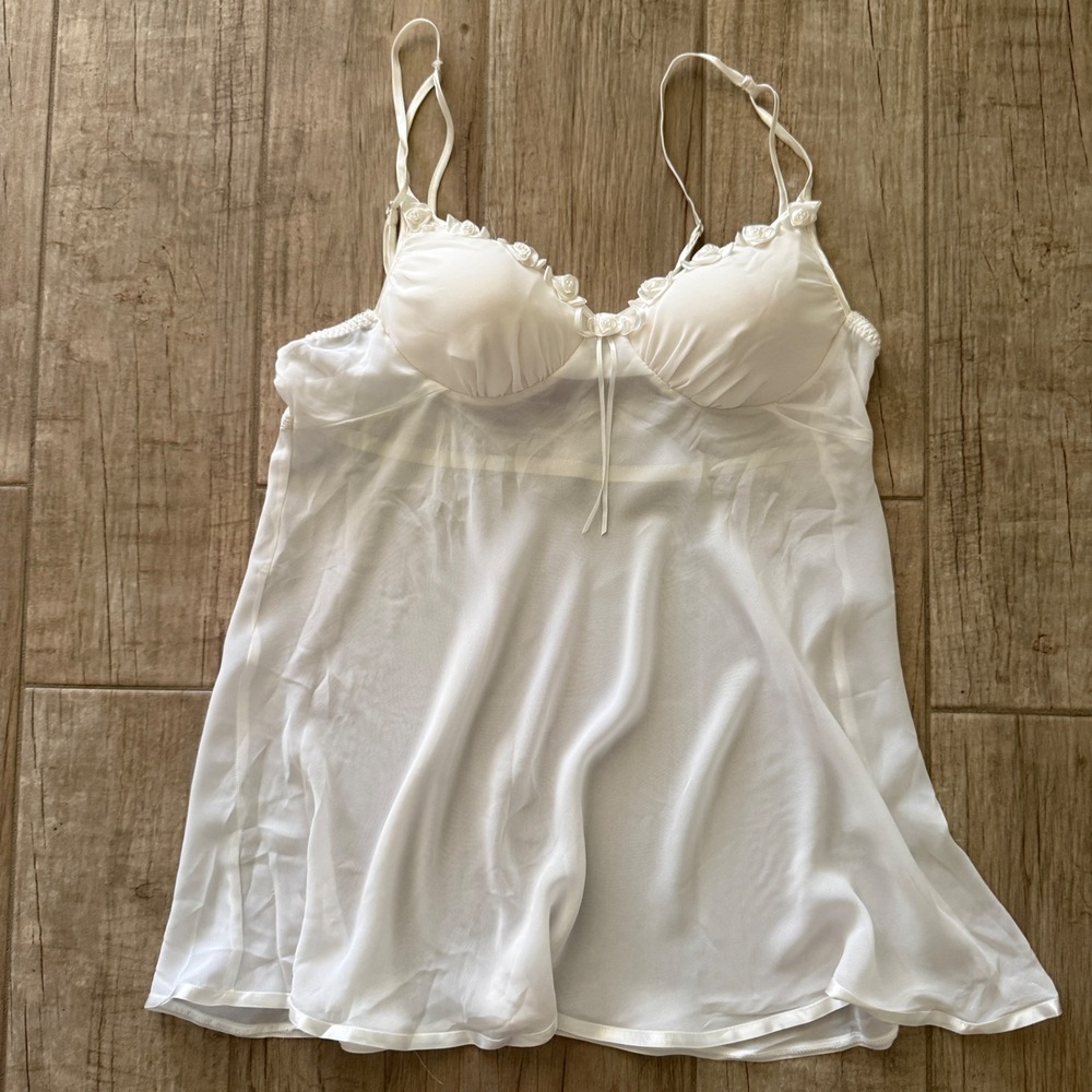 Cinema Etoile White Babydoll Chemise Rosette Pearl Trim Lingerie‎ Large EUC